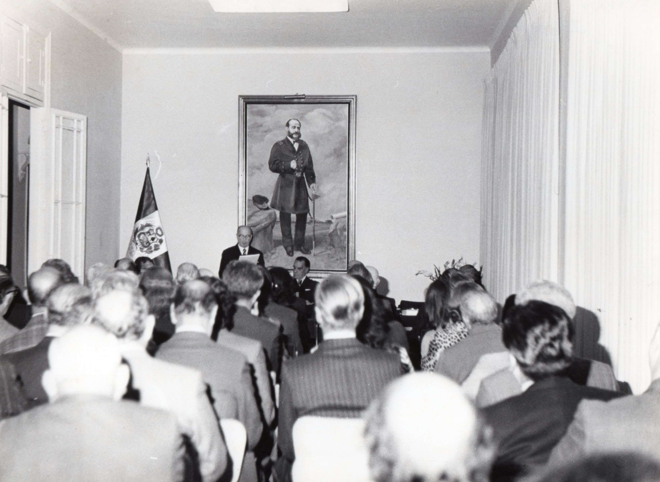 Incorporación del Dr. Aurelio Miró Quesada Sosa como Miembro de Número del IEHMP el 23 de agosto de 1976