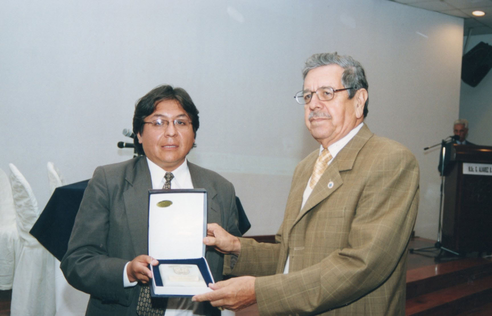  ll Foro Acuicultura: Base para un Plan de Desarrollo, 20 octubre 2004