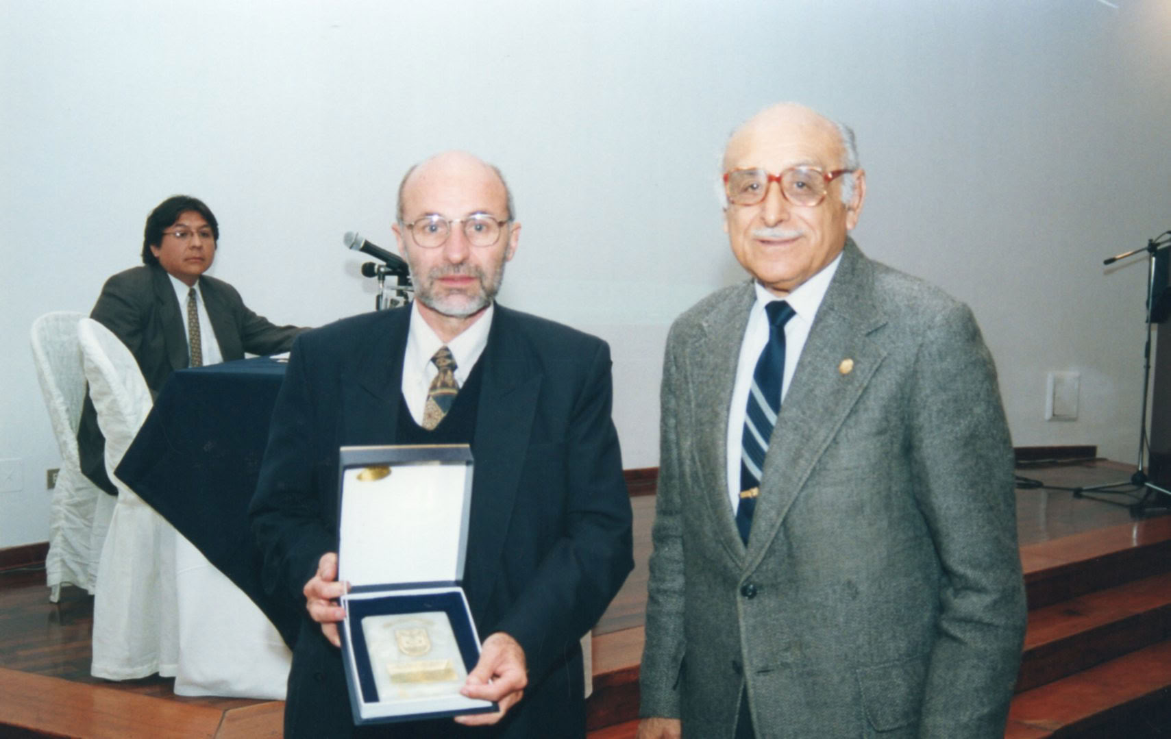  ll Foro Acuicultura: Base para un Plan de Desarrollo, 20 octubre 2004
