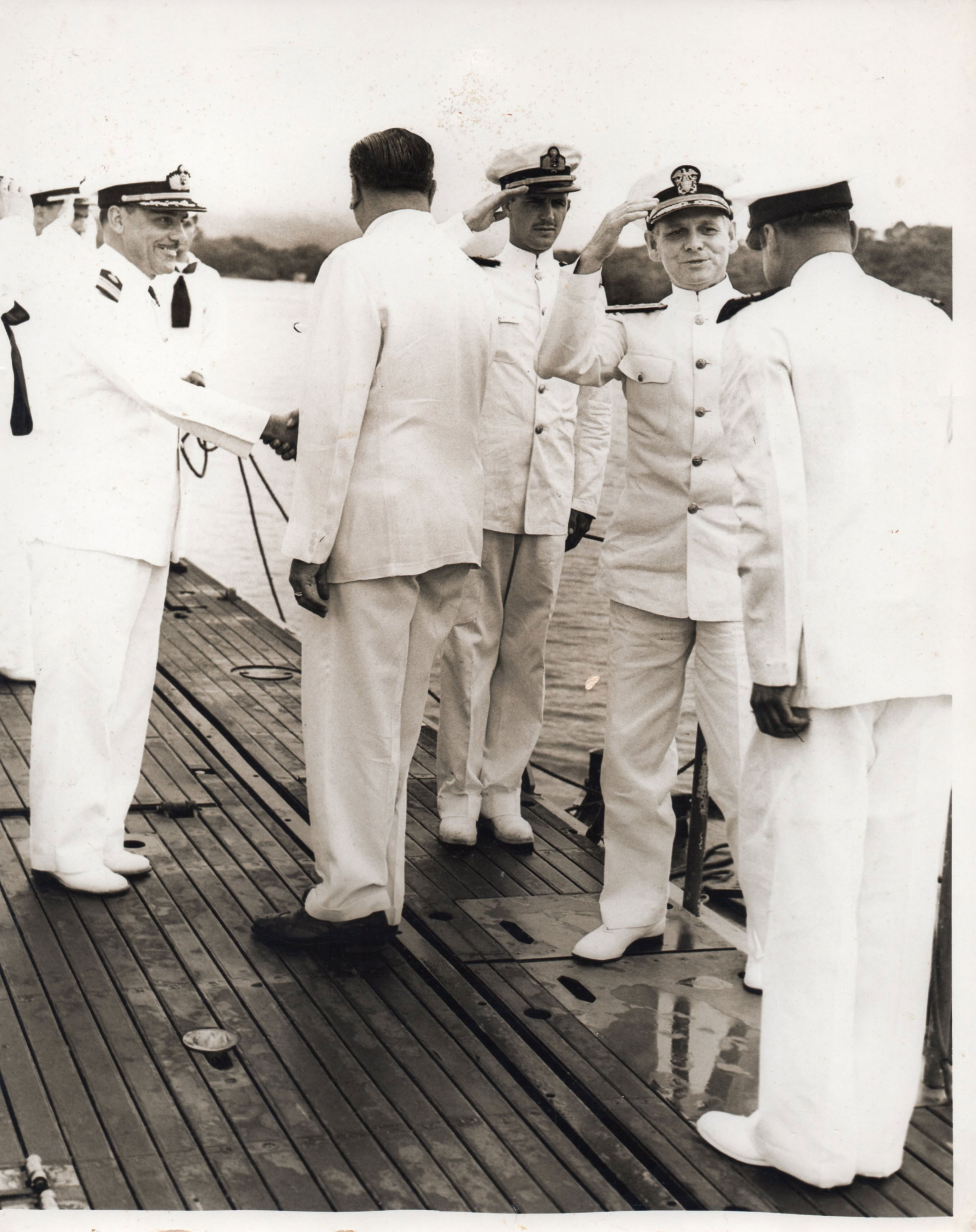 Comisión para la construcción de los submarinos tipo SIERRA Lobo y Tiburón al mando del C. de F. Federico Salmón, Electric Boat Co. USA, 1953-1954