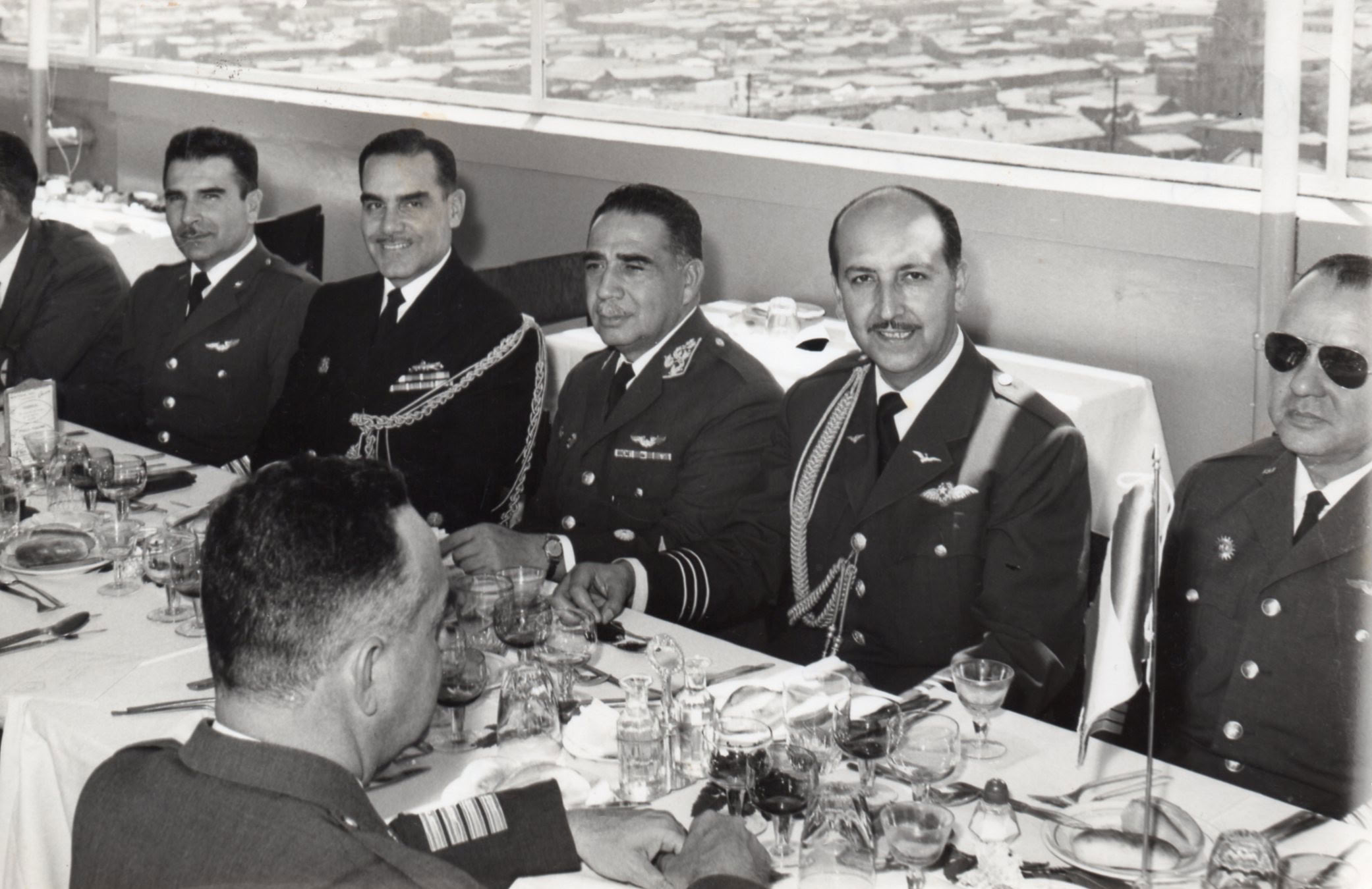Capitán de navío Federico Salmón de la Jara agregado naval a la Embajada del Perú en Chile, 1961-1963