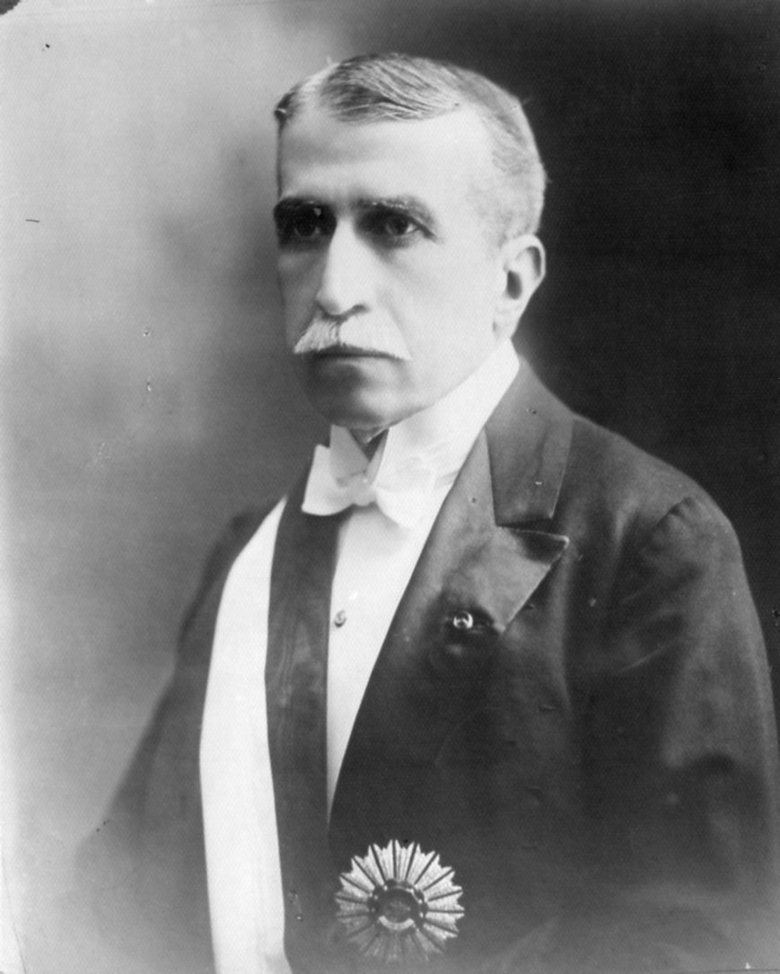 Presidente Augusto B. Leguía retrato con banda presidencial, c.1927