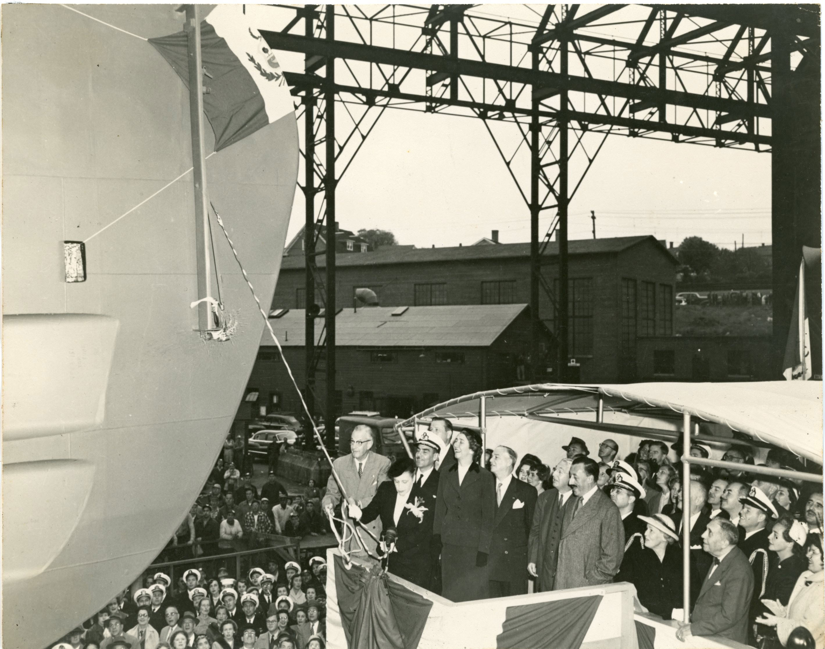 Lanzamiento del submarino Tiburón, 27 de octubre de 1953