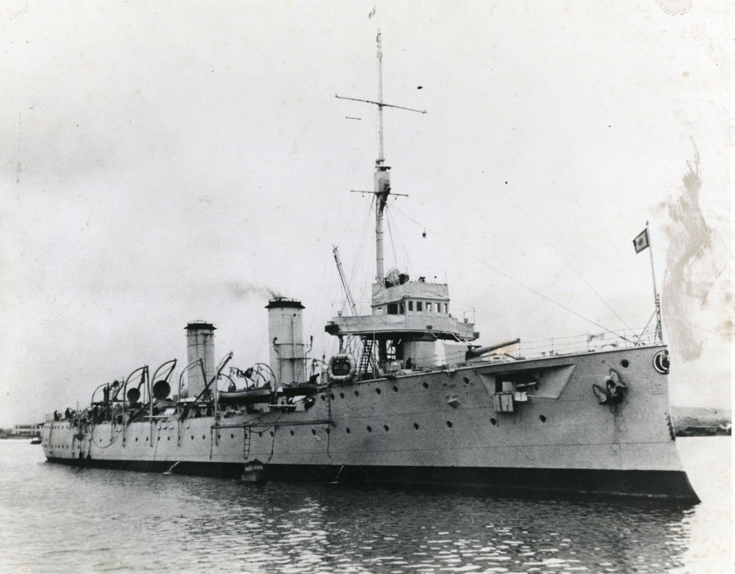 Crucero Almirante Grau, 1942