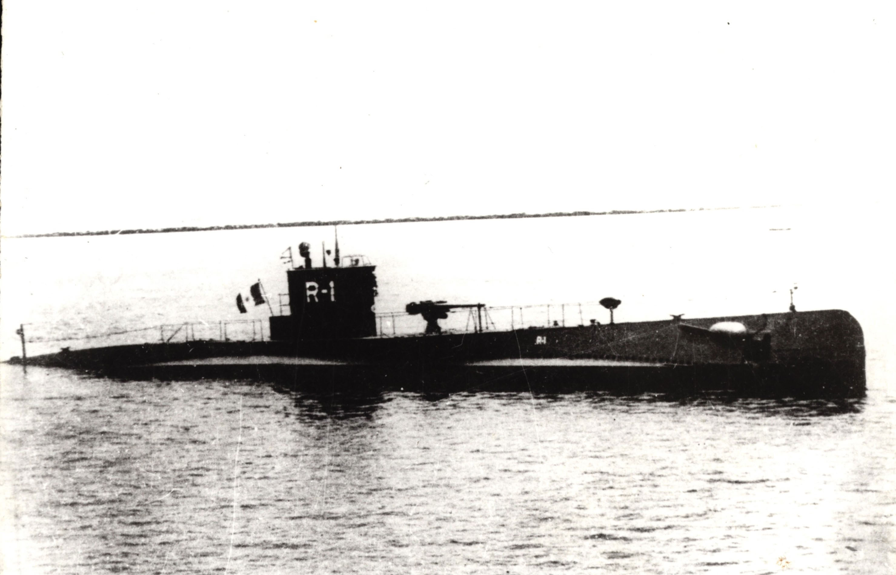 Submarino R-1