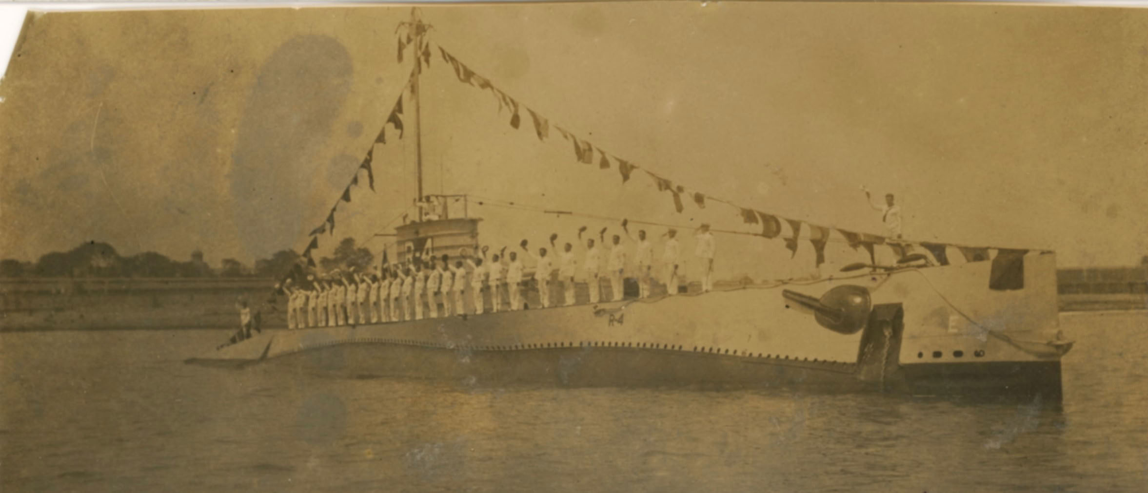 El Submarino R-4, c. 1928
